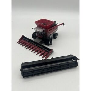 Ertl 1/64 Massey Ferguson 9795 Combine Farm Toy Duals, Both Heads Included Nice!